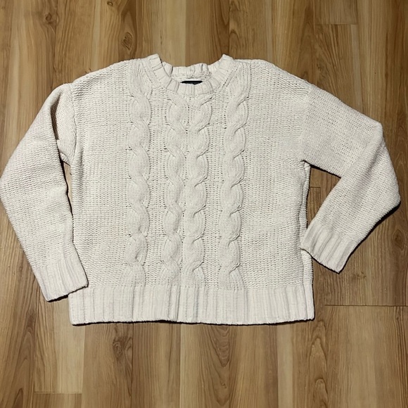 American Eagle Outfitters Sweaters - Cozy Cream Cable Knit Sweater